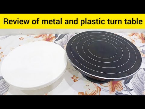 Plastic vs metal turntable|cake decoration for beginners|witch is the best@byShagufta munir