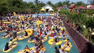 preview picture of video 'Kolam ombak singapore land waterpark'