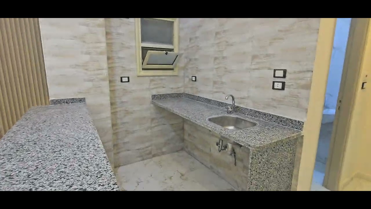 A Ready-to-move 100 sqm Apartment with 3 Bedrooms & an American Kitchen