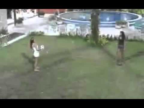 BBB6 - mariana Lea e Roberta jogando