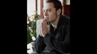 El amor es una cosa simple -L&#39;amore è una cosa semplice - spagnolo  Tiziano Ferro.wmv