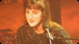 Juliette Armanet. la Cigale / Paris 11.10.2017 extrait de &quot;manque d&#39;amour&quot;