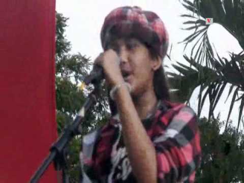 Shania with Radioplus sings Hot N Cold (Katy Perry)