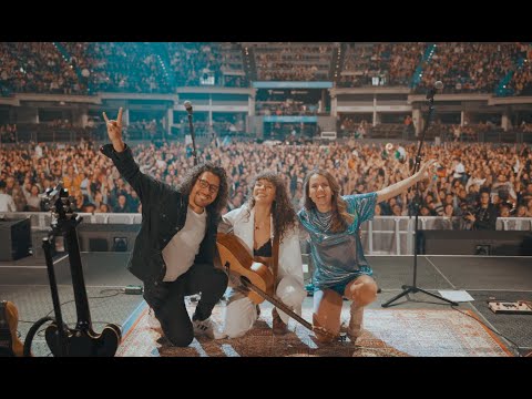 Sabi Satizábal, Pilar Cabrera - Dime  (Video Oficial)