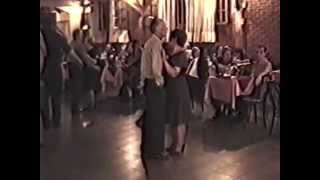 2003 marzo, 01Trasnochando en Tia Lola, Roberto Herrera