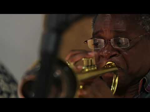 HOW AM I TO KNOW? Andy Farber & his Orchestra feat: Catherine Russell