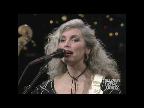 Roses In The Snow - Emmylou Harris