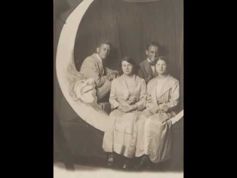 Get Out And Get Under The Moon (Blues) - Piccadilly Dance Band - Piccadilly 146