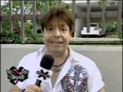 SuperXclusivo 2/15/10 - Alegan relación entre Dulce y su abogado 1/2