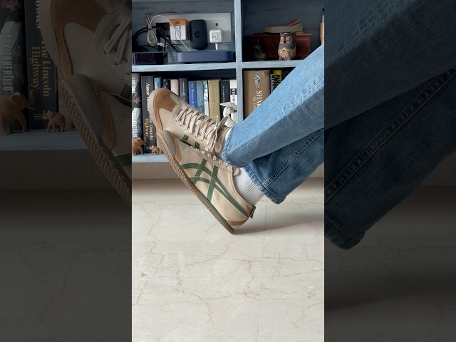 Vídeo relacionado con Onitsuka Tiger Unisex Mexico 66 1183C102, Amarillo/Negro, 6.5