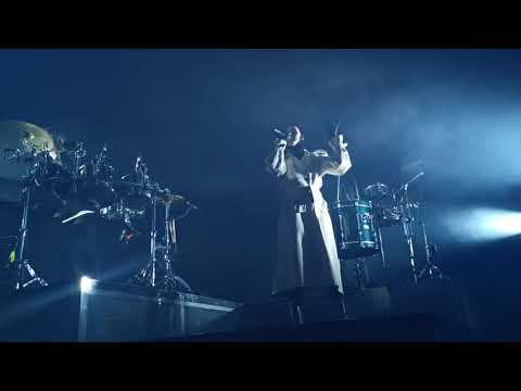 Yelle - Jeune Fille Garnement 🦈 @ La Cigale (29/09/2021) [2160p]