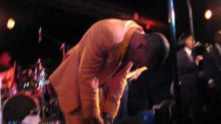 Raphael Saadiq Live Performance, &quot;Get Involved,&quot; 9.1.08