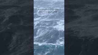 Cruise Ship caught in Hurricane & Giant Waves!