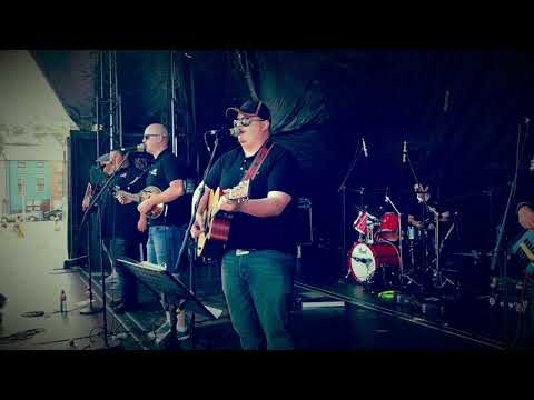 Flake The Gander - Highland Paddy