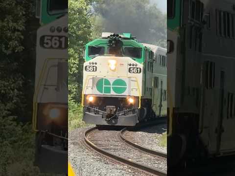 Go Transit 561 Leading On 6922 #train #railway #railtrack #railroad #gotrain #gotransit #railtrack