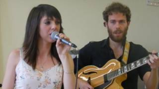 Catalina sings "I ain't got nothing but the blues"