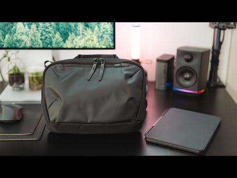 Why This Japan-Exclusive Aer Sling Is Perfect for an 11” iPad