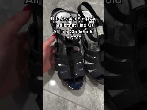 2010 heels, nostalgia fashion, Jessica Simpson heels