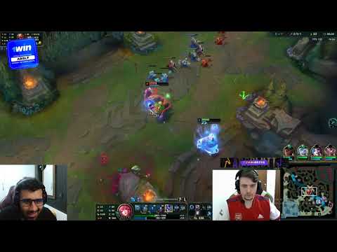 Absolutt e Bulecha reagindo a jogada do Hauz.