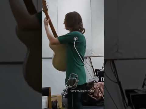 Who couldn't fall in love with lennon?! #thebeatles #billypreston