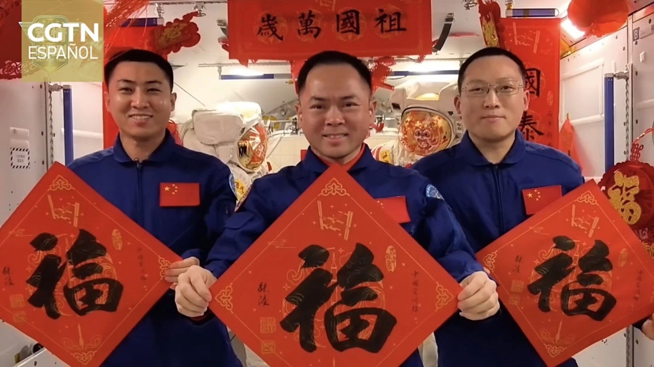 La tripulación de la Shenzhou-21 felicita el Año del Caballo desde la estación espacial