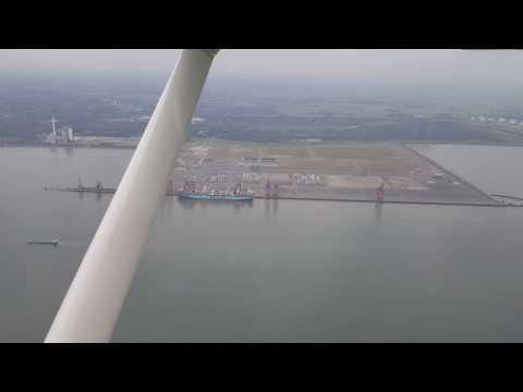 Überflug Jade-Weser-Port Wilhelmshaven am  01.10.2016 (JWP-WHV / DEWHV)