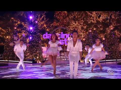 (HD) Lindsey Stirling Performs Christmas C'Mon ft. Becky G Live Dancing With the Stars Finale