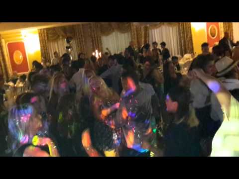 Musica e Animazione per Matrimoni - La Masseria - Momento Disco/Revival Francesco Barattucci