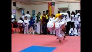 preview picture of video 'karate speed power (Kuala Selangor Open 2012) 10&11 years old'