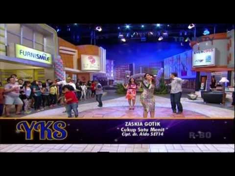 ZASKIA GOTIX [Cukup 1 Menit] Live At Yuk Keep Smile YKS (30-01-2014) Courtesy TRANS TV