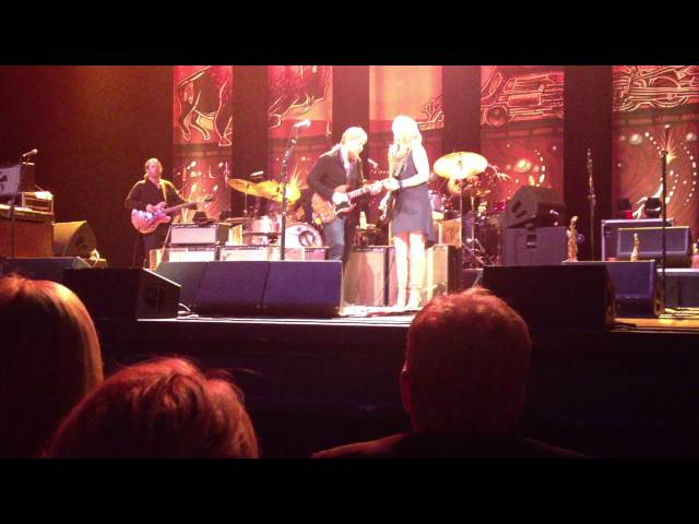 2013.12.06 - LA - The Sky is Crying