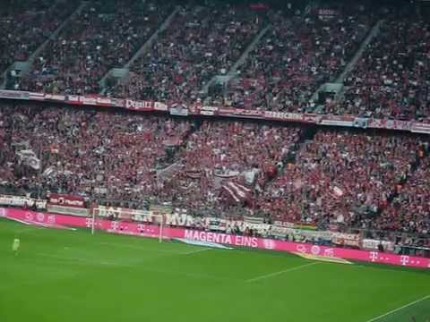 Bayern fans sing