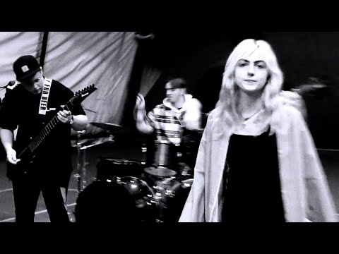 .bHP - WASTED LiGHT (OFFICIAL VIDEO)