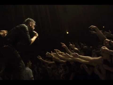 Denak ez du balio - Rise Against &  Berri Txarrak