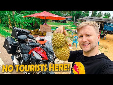 Rainy Motorbike Adventure from Bangkok to Prachuap Khiri Khan / Non-Touristy Thailand Tour