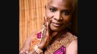Angelique Kidjo. Move On Up.
