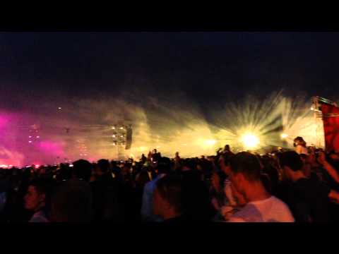 The Closing Ceremony - Ran D feat.  Skits Vicious - No Guts, No Glory @ Defqon.1 2015-06-21