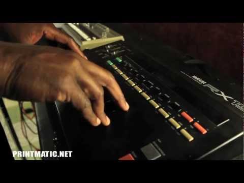 Yamaha RX15 Digital Rhythm Programmer Drum Machine image 3