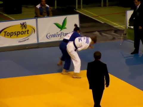 EC JUN 2011 63  MOHAMED SEGHIR Halima POL DZHIGAROS Diana RUS