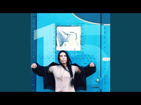 Video thumbnail for Nu blåser det på månen