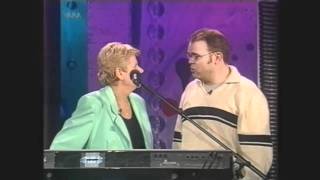 Tini Blom & The Flowers  bij Paul de Leeuw