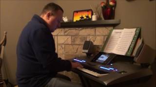 Circle of smiles (Baantjer) - Toots Thielemans on Yamaha keyboard Tyros 5