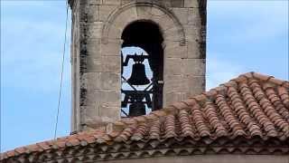 preview picture of video 'Église Notre-Dame de l'Étoile à Pont de l'Étoile (Cne de Roquevaire) - Activité campanaire de midi'
