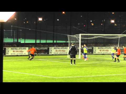 1 dec 2011 VV De Meern C2 - OSM C2 vr 11-0 Doelpunt Pjotr, assist Abel 5-0