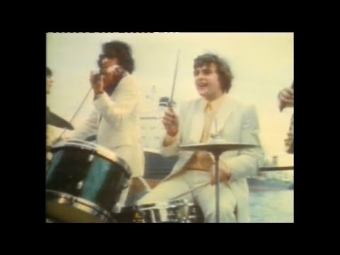 Wallace Collection - Daydream  ( Promo Filmed In The Harbour 1969 HQ Stereo )