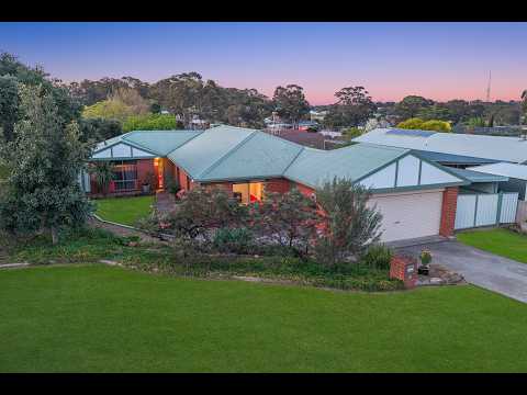 7 Lois Court, Golden Square, VIC 3555, 4 Kuwarto, 2 Banyo, House
