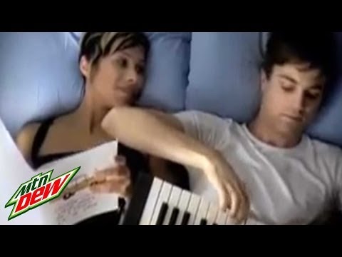 Matt and Kim - "Daylight" | Green Label Sound