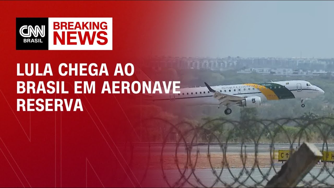 Lula chega ao Brasil em aeronave reserva | LIVE CNN