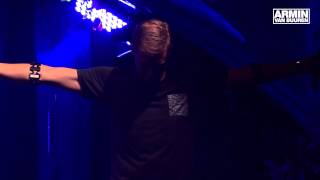 Armin van Buuren - Shivers (Frontliner Remix)  Live at Tomorrowland 2015