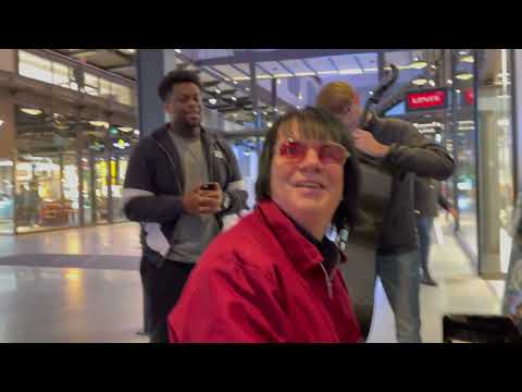 How Great Thou Art - AS YOU"VE NEVER HEARD IT BEFORE! - WHAT A VOICE!